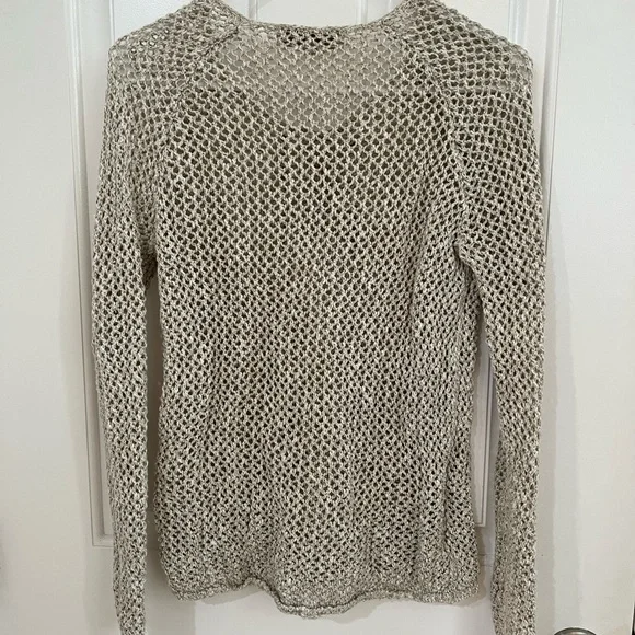 LOFT Sweater - Picture 2 of 3
